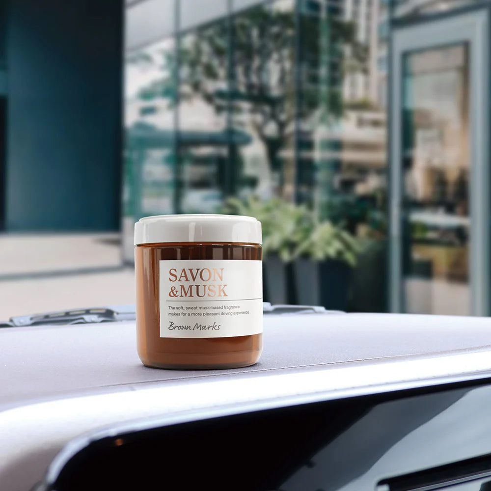 
                  
                    Brown Marks The Musk Gel Savon & Musk
                  
                